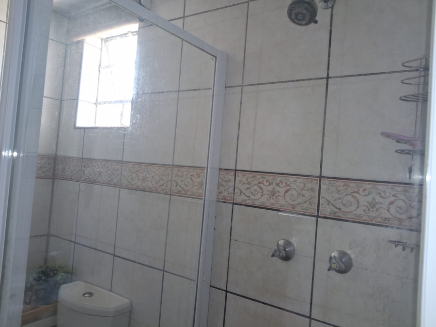 To Let 3 Bedroom Property for Rent in Chiselhurst Eastern Cape